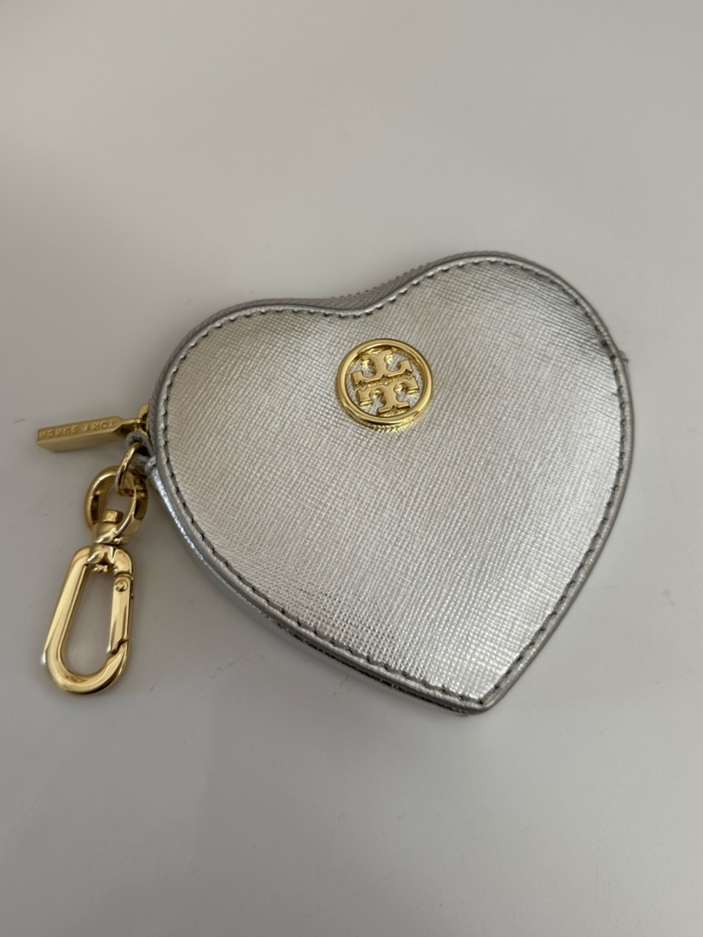 Tory Burch Silver Heart Coin Case Key Clip